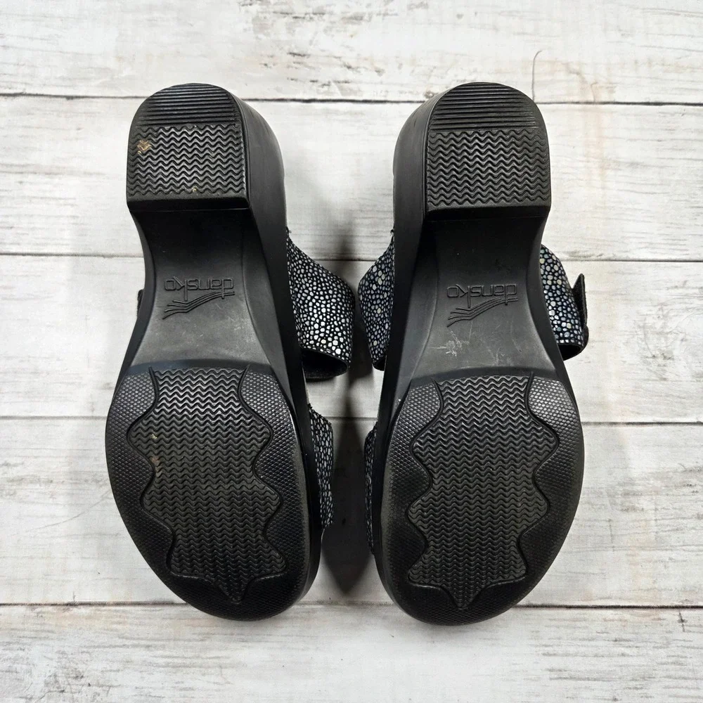 Dansko Wedge Sandal Women 38(7.5) Black Blue Stingray Pebbled Buckle Slide Shoes